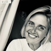 Stéphanie S. Loustau