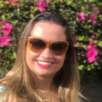 Juliana Pires Gomes