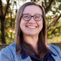 Vicki Yeroian, Msw