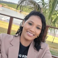 Luciane Gonçalves Silvério