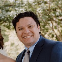 Lin Tovar