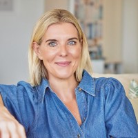 Camilla Thompson