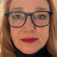 Linda Van Den Berg