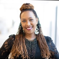 Lola Ngatia, Mba