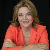Christine Helin