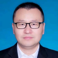 罗亚伟