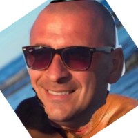 Angelo Petrelli