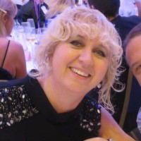 Anita Pelling
