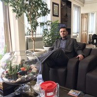 نیما نیکخواه