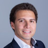Luis Salazar