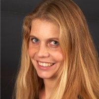 Linda Van Tuijl
