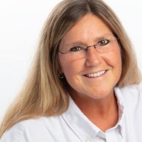 Beth Reetz (formerly Beth Wise)