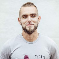 Kostyantyn Leschenko