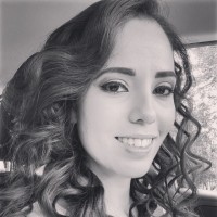 Andrea Farias