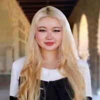Carmen Kang