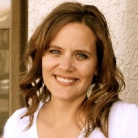 Julie Dustin