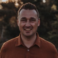 Hans Van Den Broek