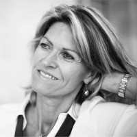 Joëlle Henoux
