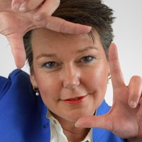Monique Avoocaat