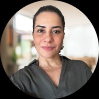 Christiane de Andrade Pereira