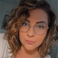 Kendra Knapp