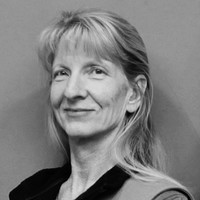 Julie Lindquist