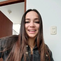 Alejandra Velez Alvarado