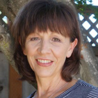 Regina Lewis