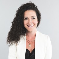 Emily Macdonald, Pmp