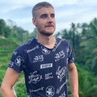 Adam Jaworski