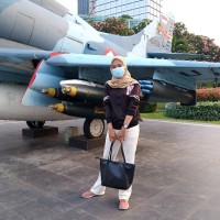 Iva Yunia