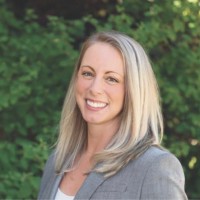 Dr. Lauren Croix