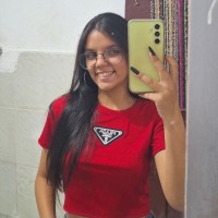Alessandra Araujo