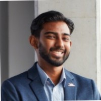 Nikhil Maharaj, Mieaust