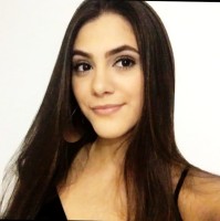 Karla Alves