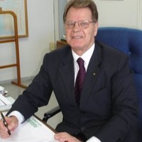 Mauricio Kuehne