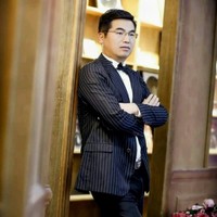 王明康