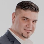 Farhad Nadri