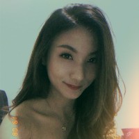 Esther Yunisari
