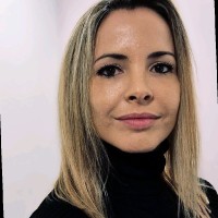 Kinga Simányi Dr