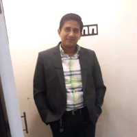 Wimper Santana Troya