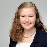 Alexandra Straub