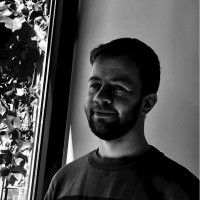Simon De Backer