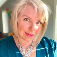 Kari Comas