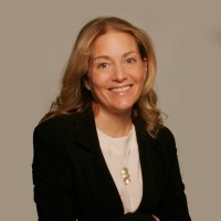 María C.