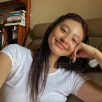 Winnie Lee