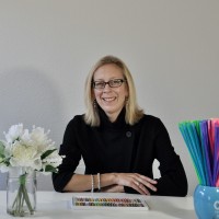 Claire V. Thomas, LMFT