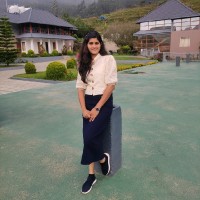 Vinisha C