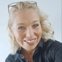 Fiona Carmichael