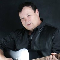 Terry L Sanders
